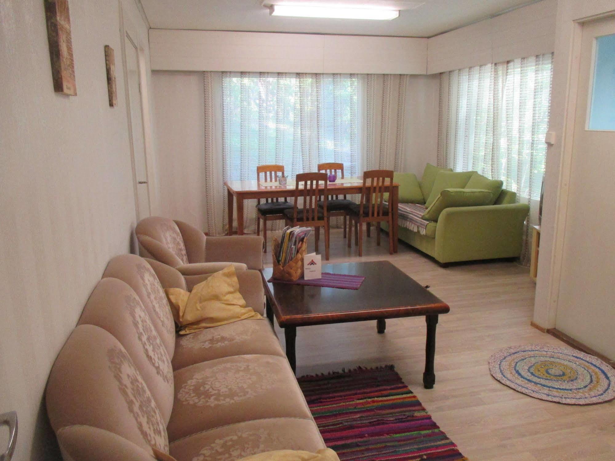 Guest House Ugrin Paikka Sippola 외부 사진